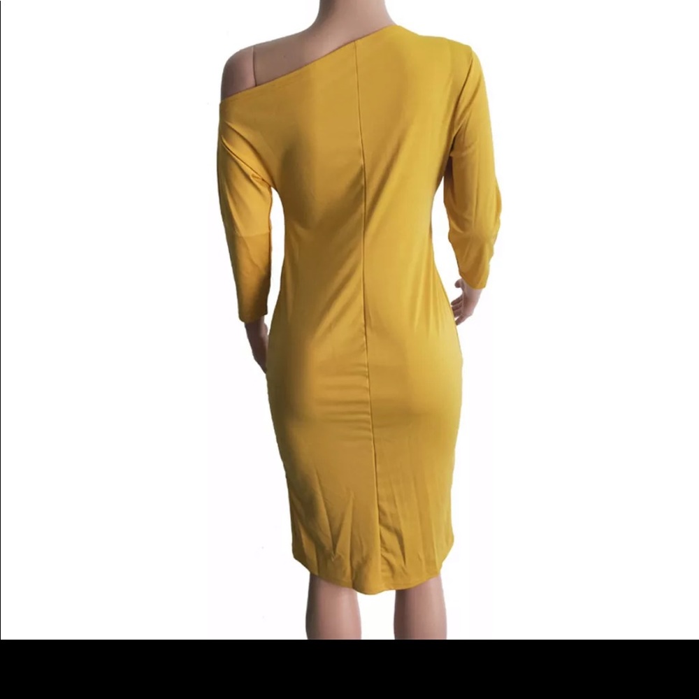 Dress - Picture 4 of 6